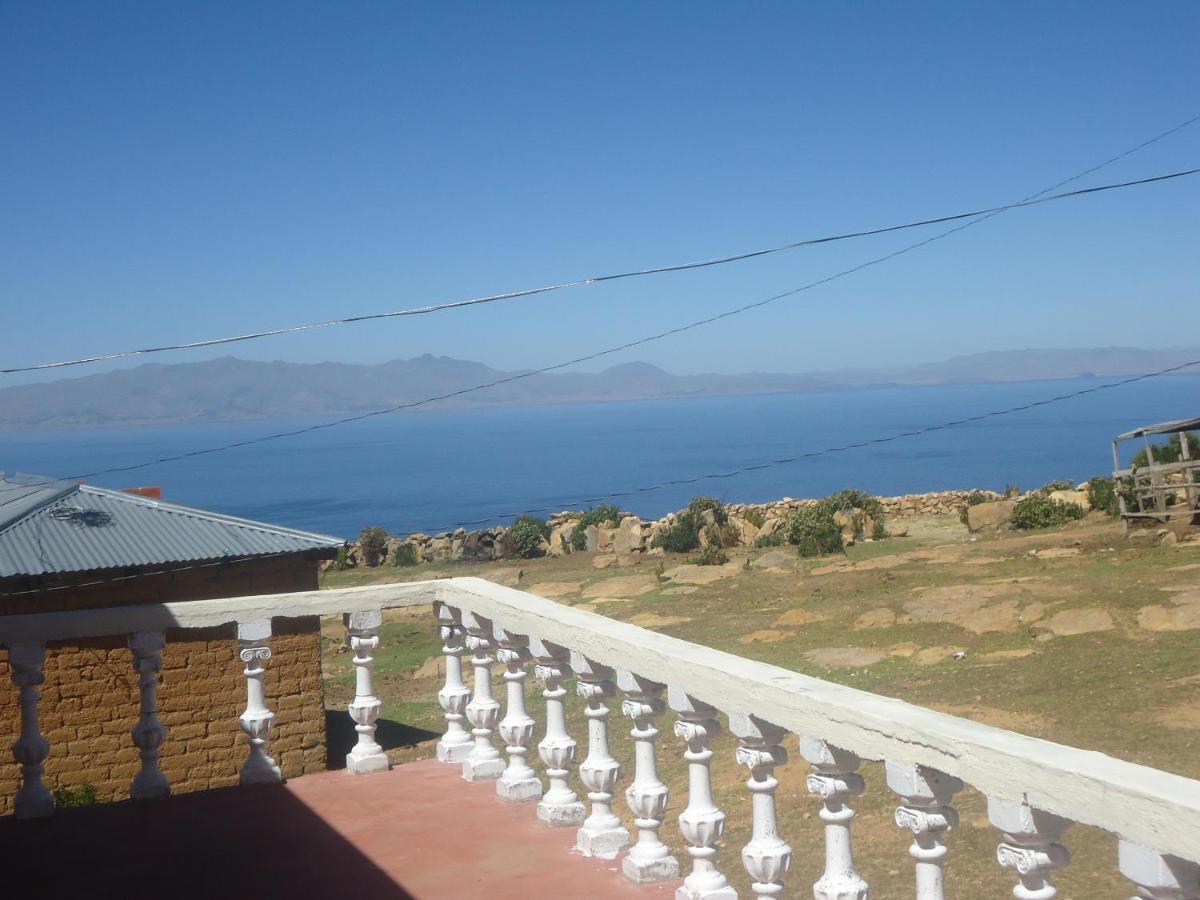 Hostal Del Sol Isla Del Sol ภายนอก รูปภาพ