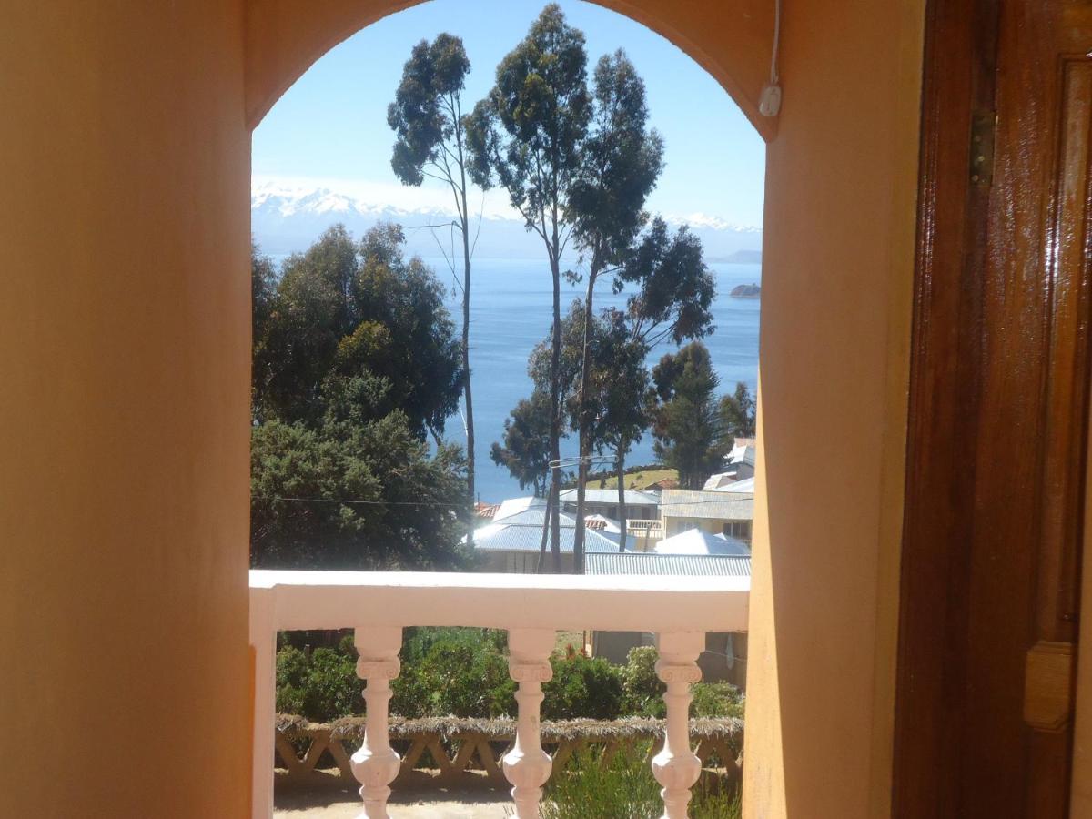 Hostal Del Sol Isla Del Sol ภายนอก รูปภาพ