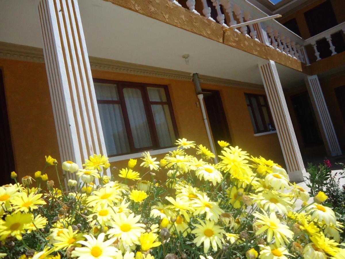 Hostal Del Sol Isla Del Sol ภายนอก รูปภาพ